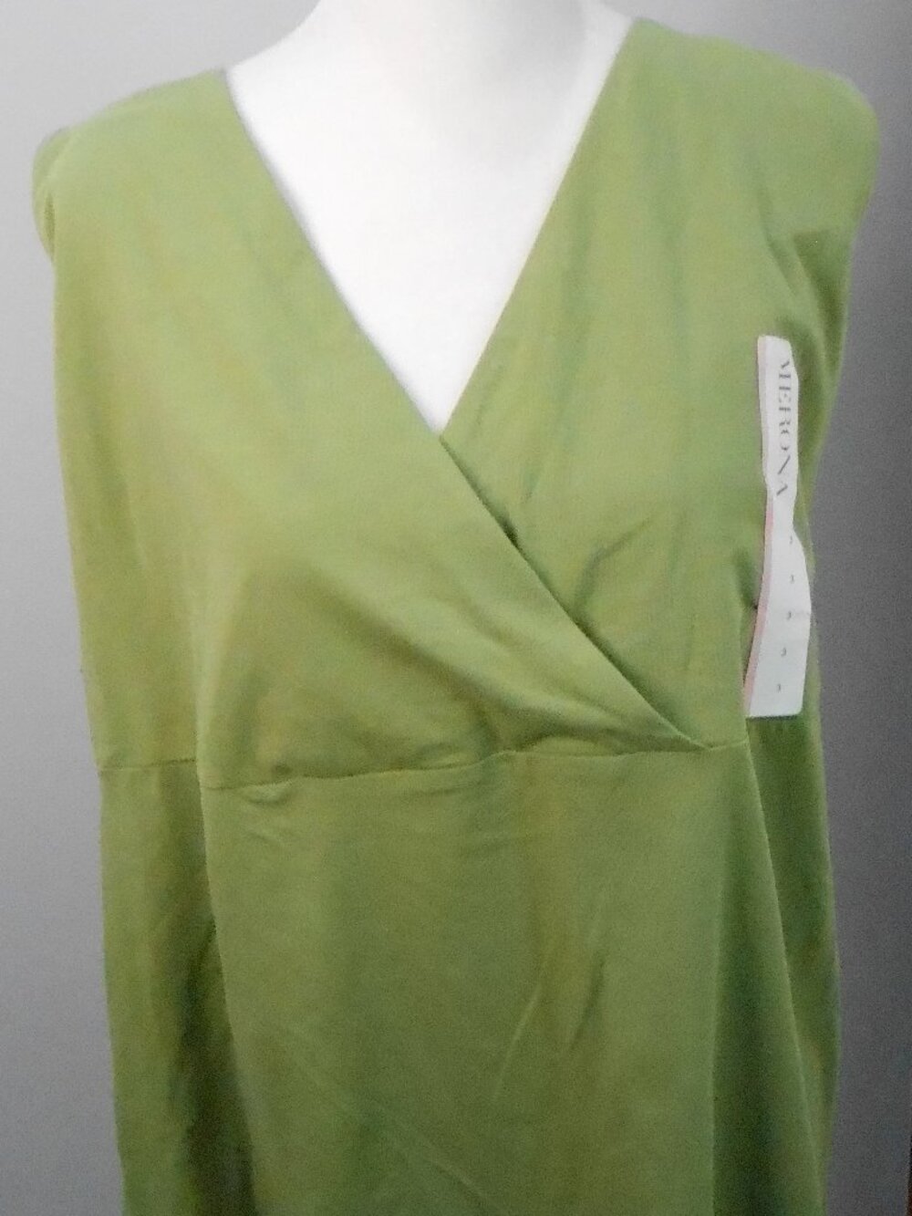 Merona Women's Size 3 Sage Green Sleeveless V-Neck Faux Wrap Tank Top-NWT-1X?